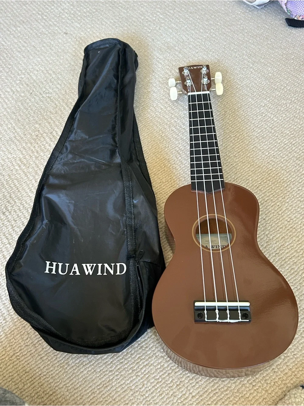 Guitar Brown Men’s Ukulele Carry Bag - Compact Music Case